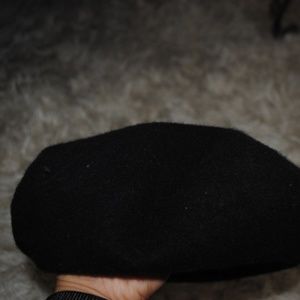 Black Forever21 Beret